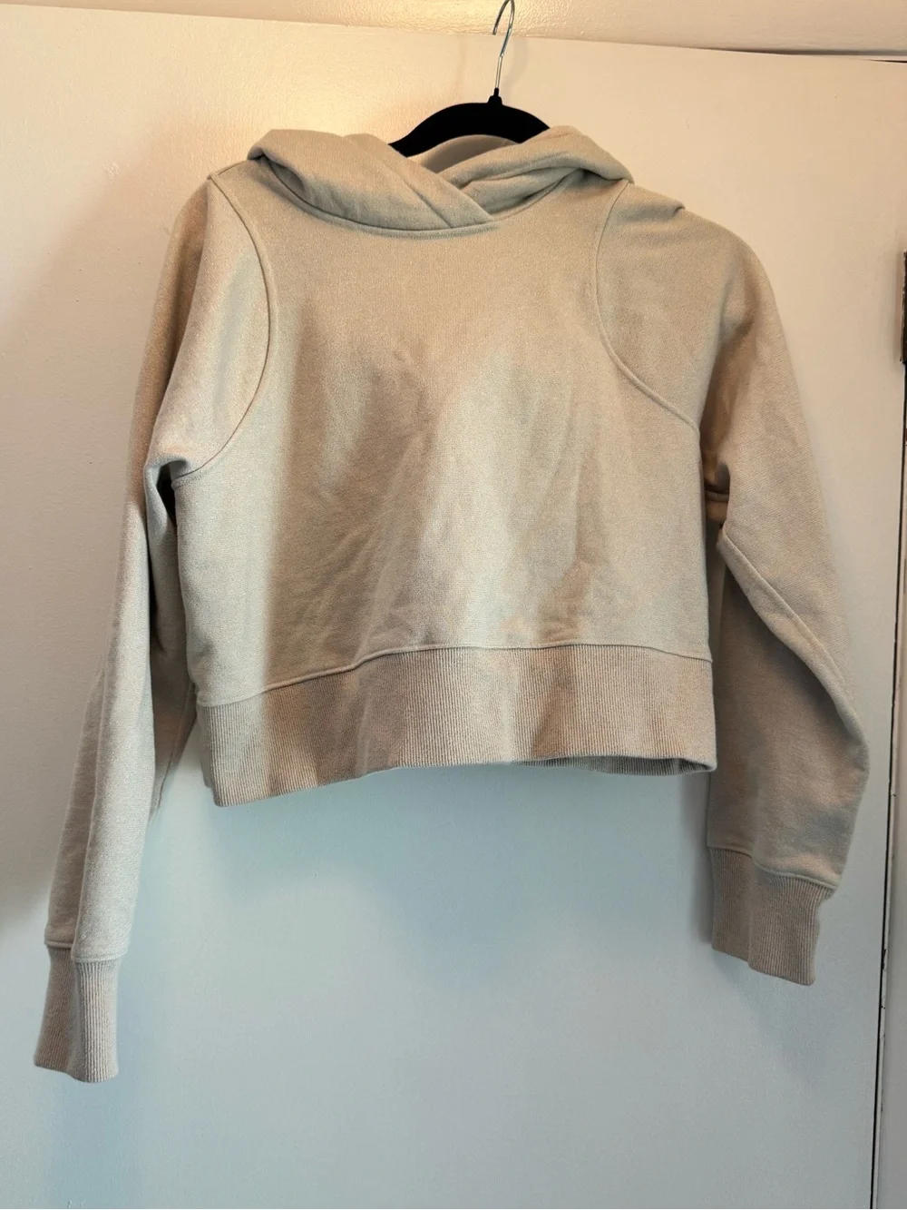 Lululemon Loungeful Cropped Hoodie *Spark NWOT - Picture 2 of 7